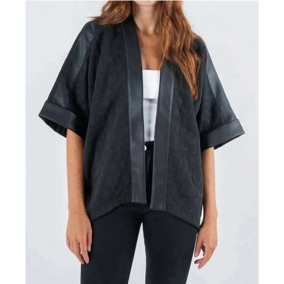 Emily Mccarthy - Coco Cape Top NWT size xs - Picture 1 of 8